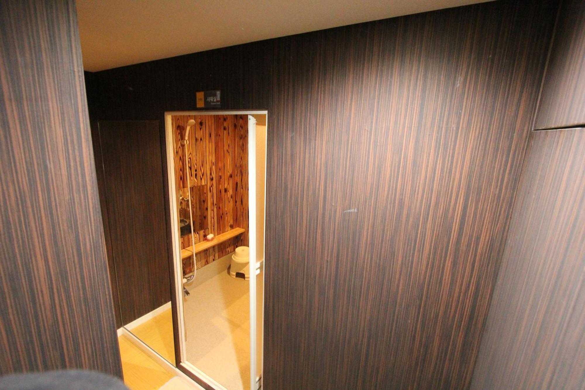 I Osaka Traditional Exterior photo
